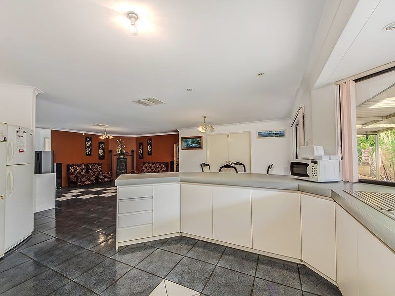 1 Tekapo Lane, Ballajura WA 6066