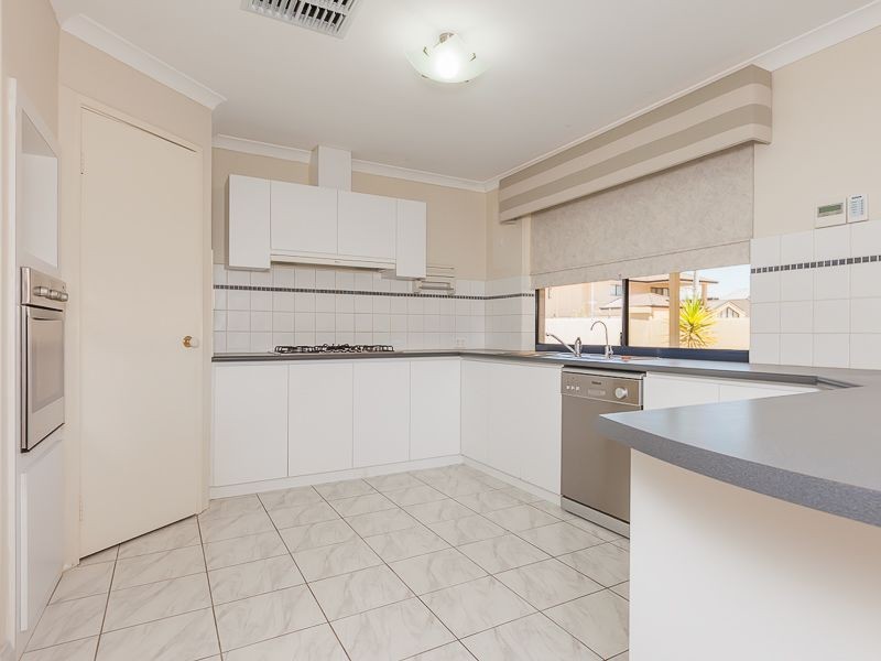 44 Miramare Boulevard, Currambine WA 6028