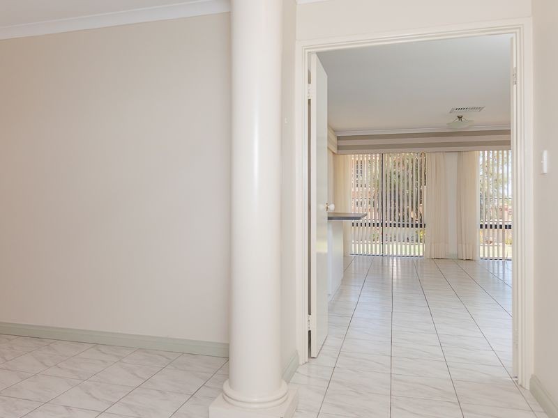 44 Miramare Boulevard, Currambine WA 6028