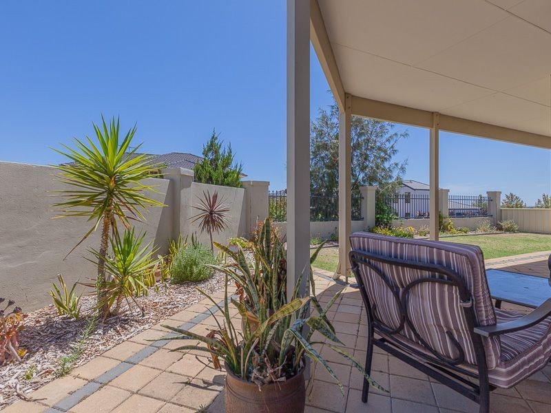 44 Miramare Boulevard, Currambine WA 6028