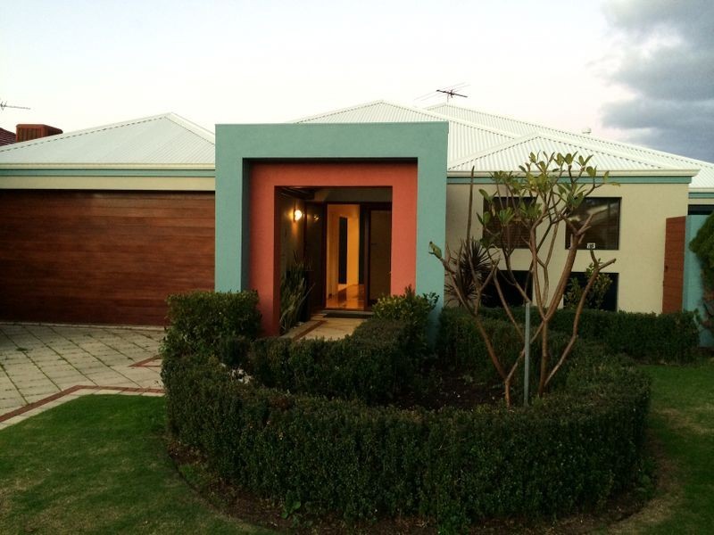 5 Tenement Loop, Hocking WA 6065