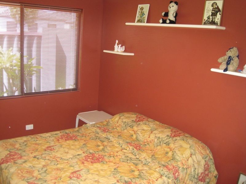 5 Tenement Loop, Hocking WA 6065