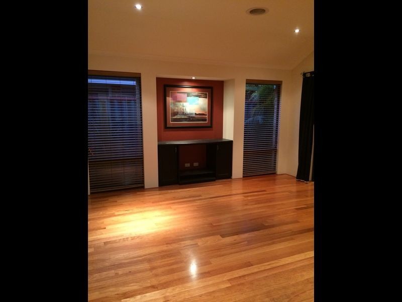 5 Tenement Loop, Hocking WA 6065