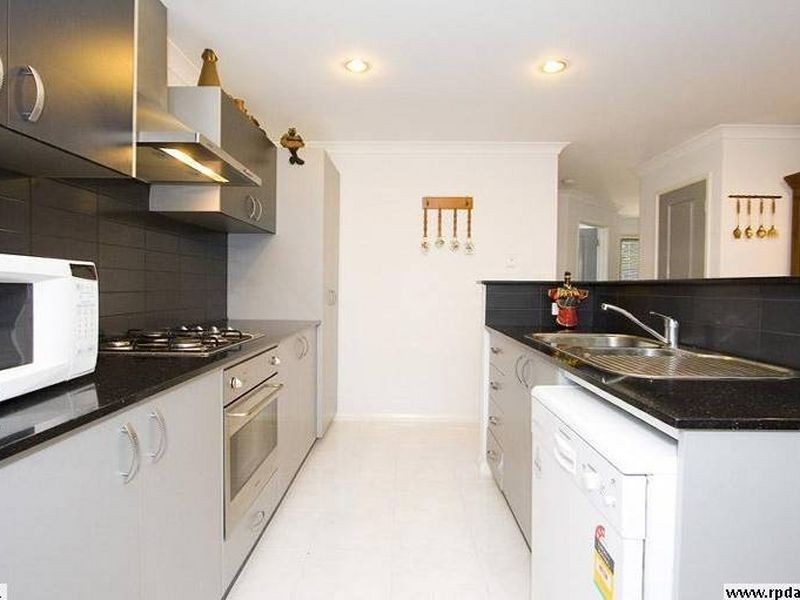 2/9 Hammersmith Court, Joondalup WA 6027
