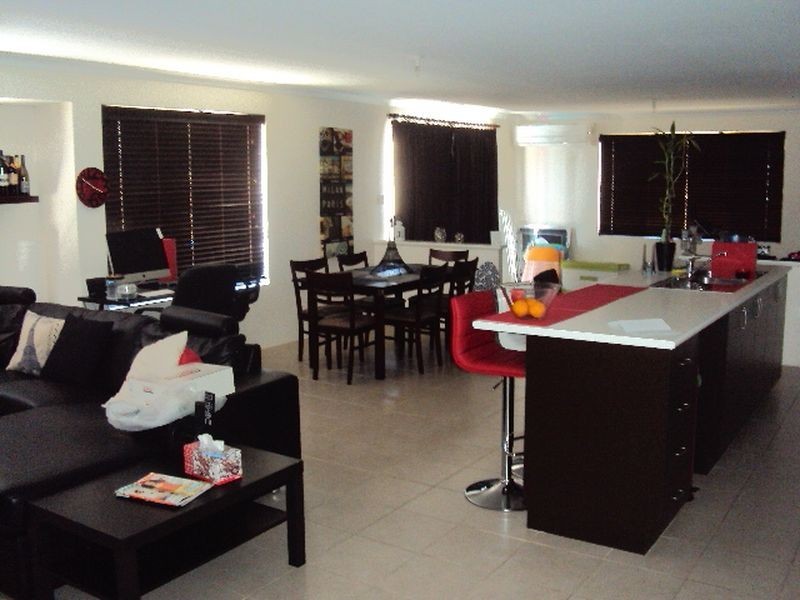 12 Grallina Way, Tapping WA 6065