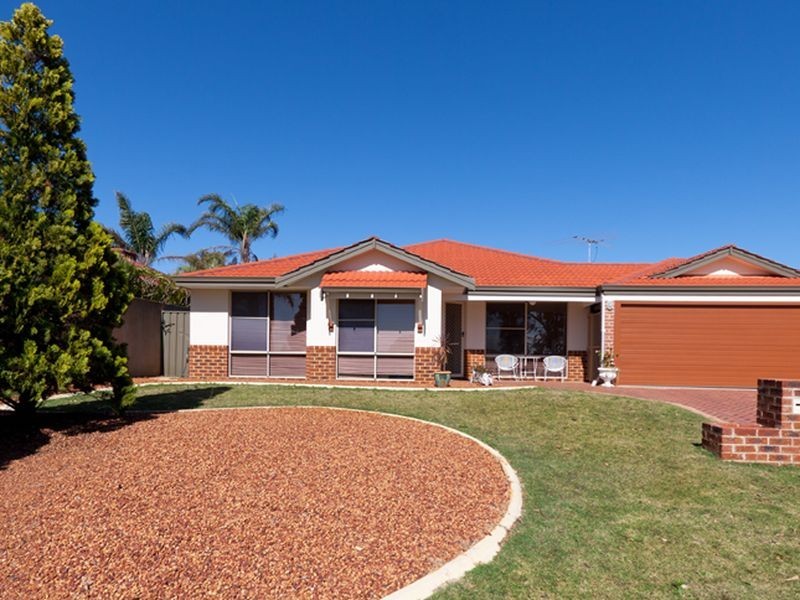 19 Fairmont Place, Currambine WA 6028