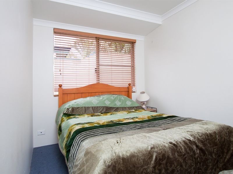 19 Fairmont Place, Currambine WA 6028