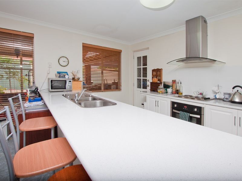 19 Fairmont Place, Currambine WA 6028