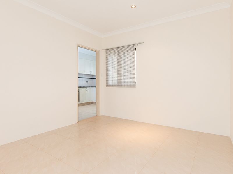 48/46 Pollard Street, Glendalough WA 6016