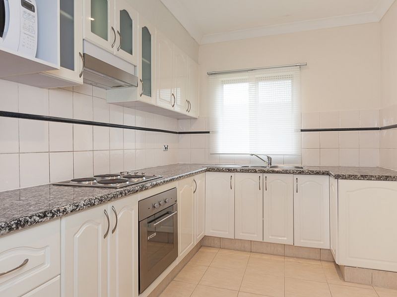 48/46 Pollard Street, Glendalough WA 6016