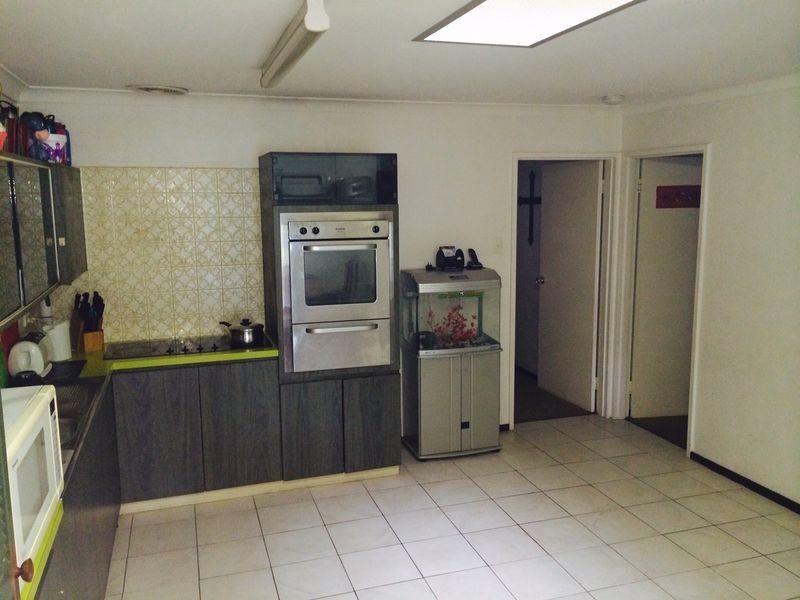 18A Leach Road, Wanneroo WA 6065