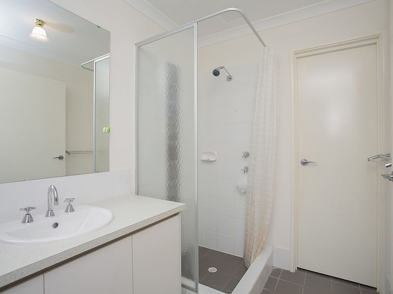 10 Francina View, Sinagra WA 6065