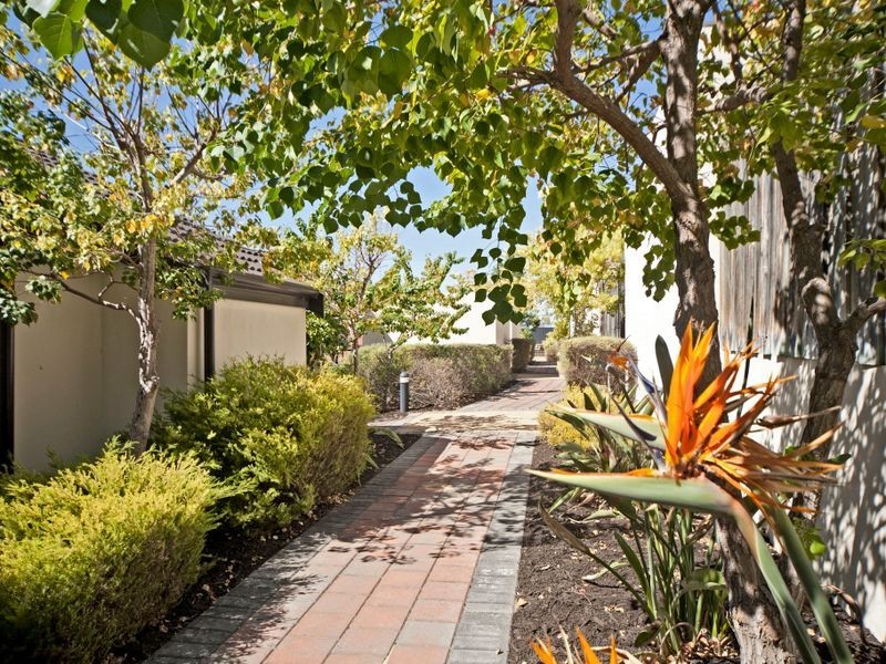 7/172 Lakeside Drive, Joondalup WA 6027