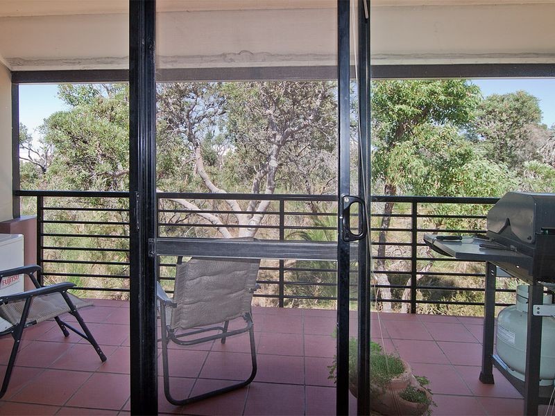 7/172 Lakeside Drive, Joondalup WA 6027