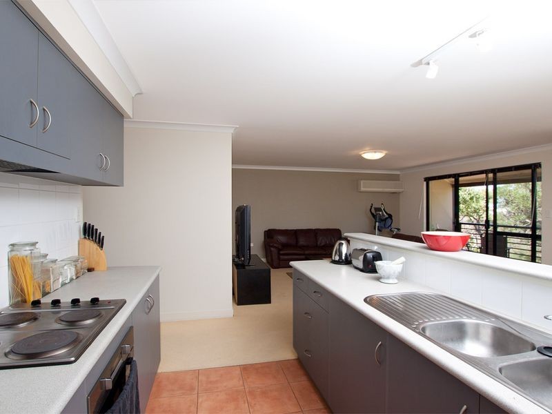 7/172 Lakeside Drive, Joondalup WA 6027