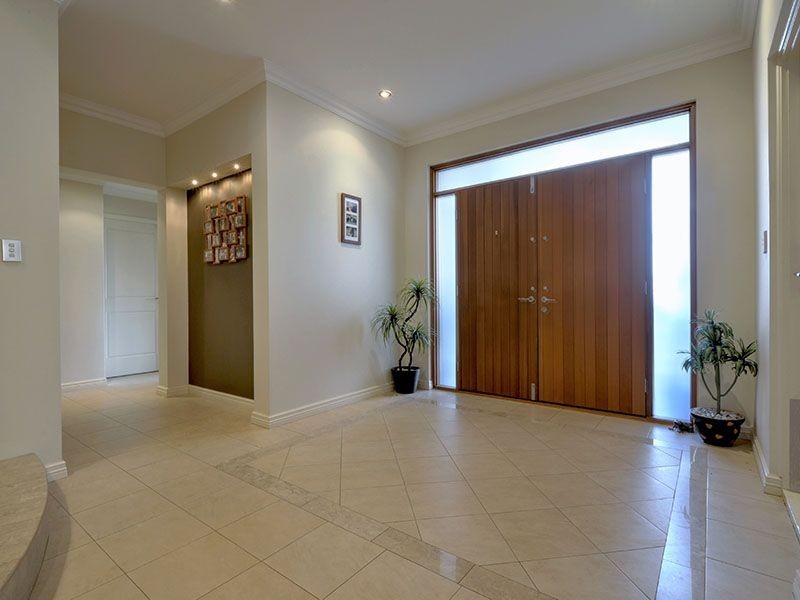 4 Monaro Way, Hocking WA 6065