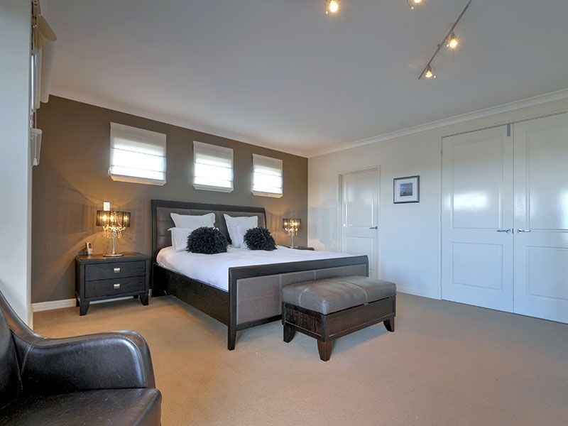 4 Monaro Way, Hocking WA 6065