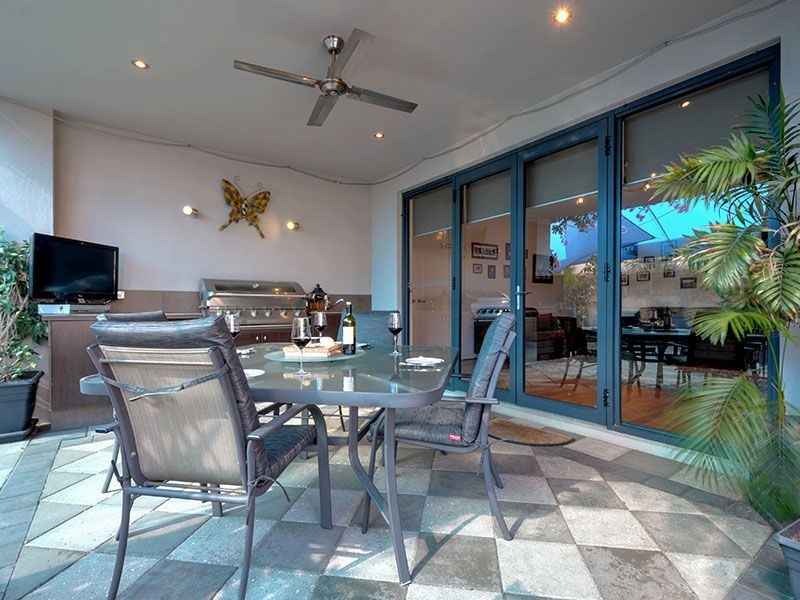 4 Monaro Way, Hocking WA 6065