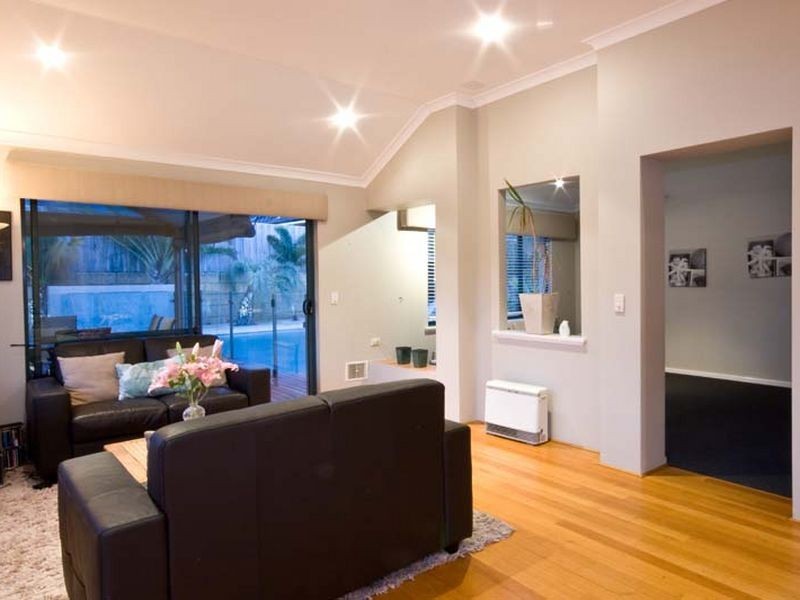 209 Flinders Avenue, Hillarys WA 6025