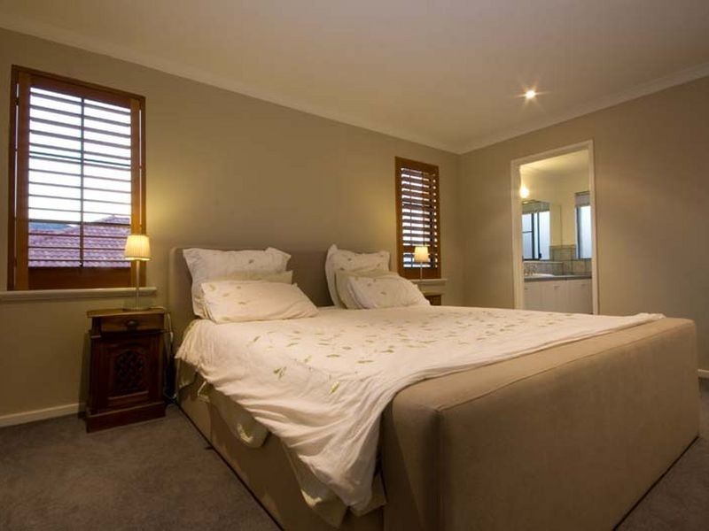 209 Flinders Avenue, Hillarys WA 6025