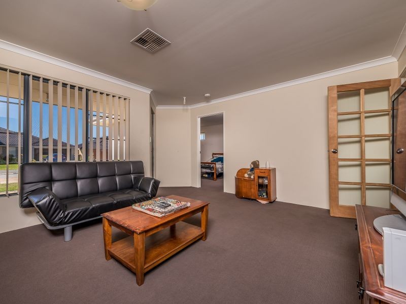 9 Clontarf Way, Butler WA 6036