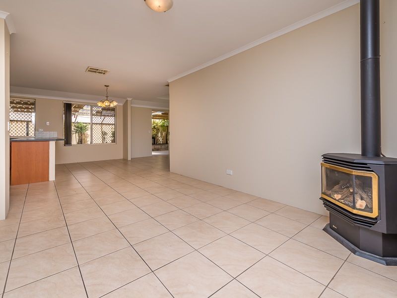 2 Faranda Close, Hocking WA 6065