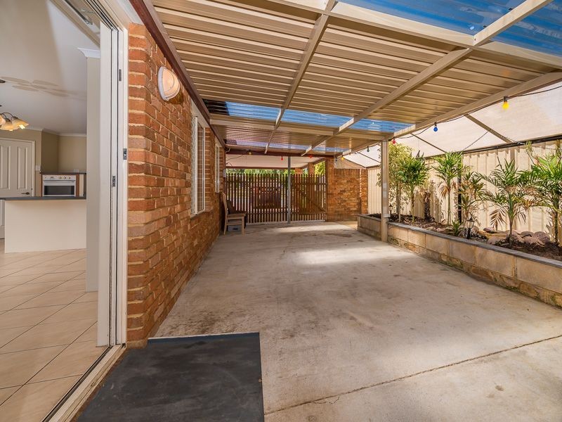 2 Faranda Close, Hocking WA 6065