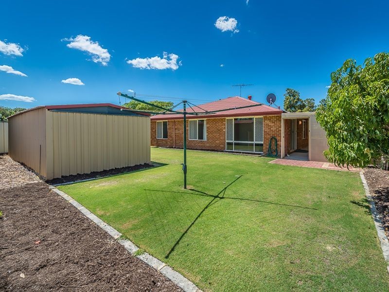 2 Faranda Close, Hocking WA 6065