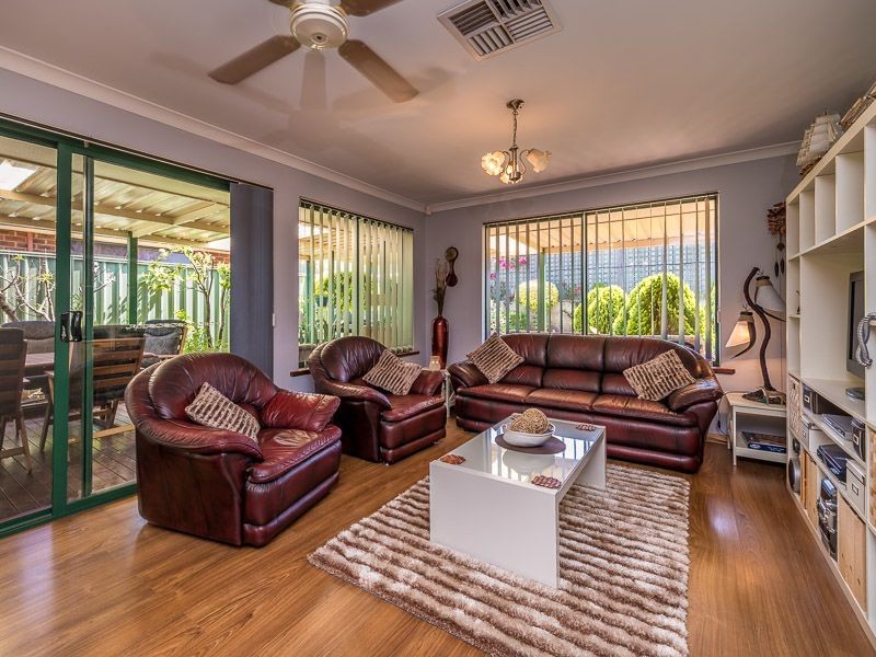 21 Hardwood Turn, Merriwa WA 6030