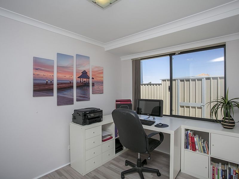 64 Vancouver Parade, Wanneroo WA 6065