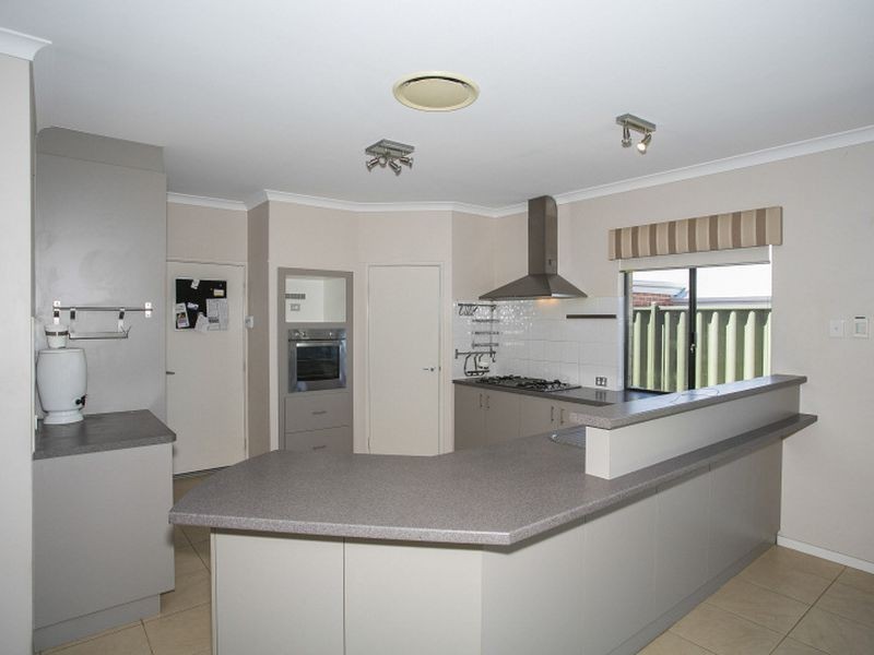 11 Clontarf Way, Butler WA 6036