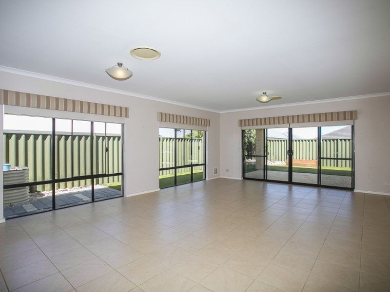 11 Clontarf Way, Butler WA 6036
