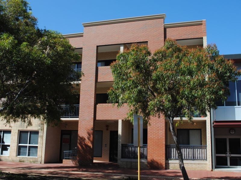 1/81 Grand Boulevard, Joondalup WA 6027