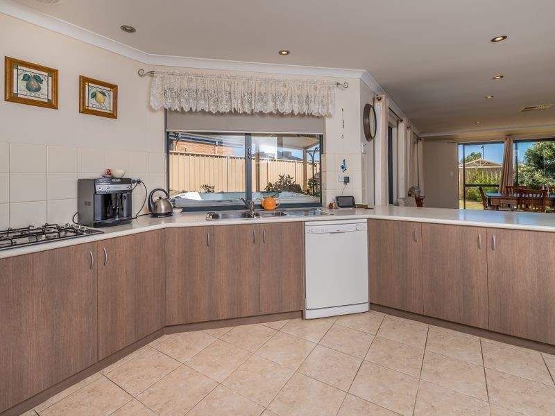 30 Giglia Drive, Sinagra WA 6065