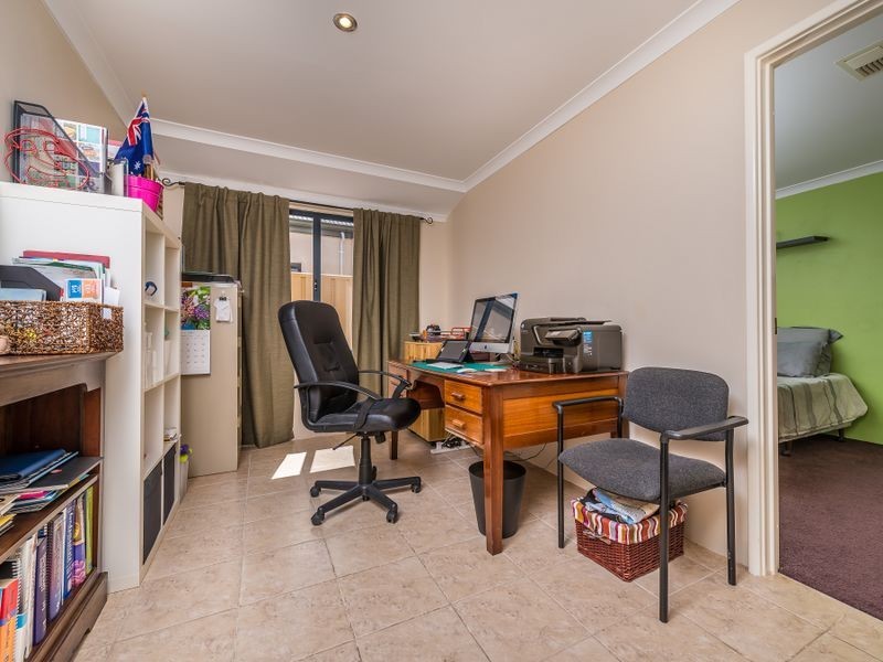 30 Giglia Drive, Sinagra WA 6065