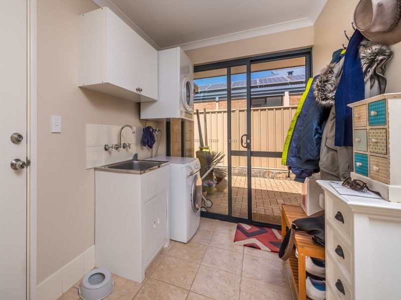 30 Giglia Drive, Sinagra WA 6065