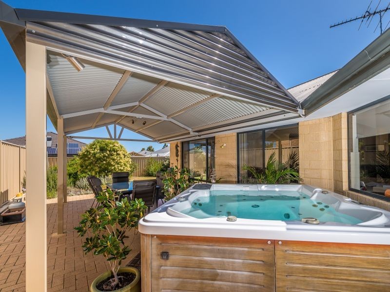 30 Giglia Drive, Sinagra WA 6065