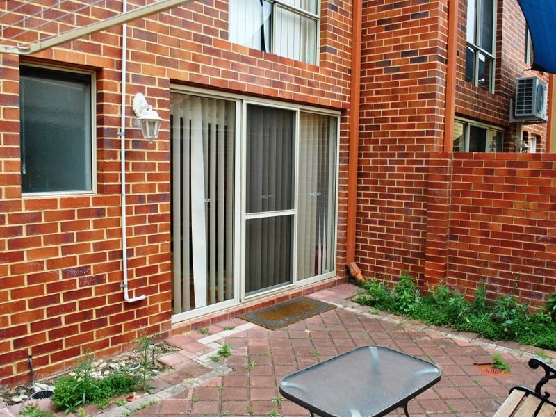 232 Lakeside Dr, Joondalup WA 6027