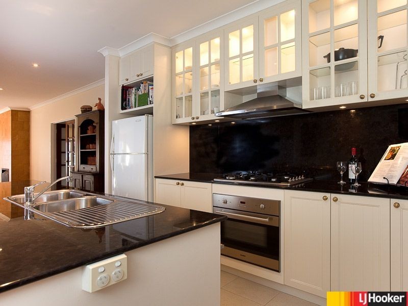 26 Birdsong Gate, Two Rocks WA 6037