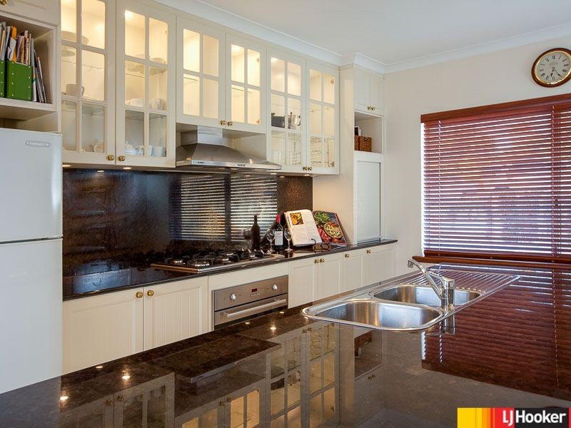 26 Birdsong Gate, Two Rocks WA 6037