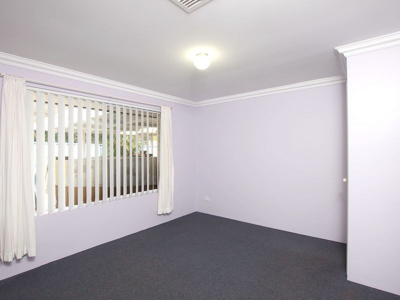 14 Cheriton Drive, Carramar WA 6031