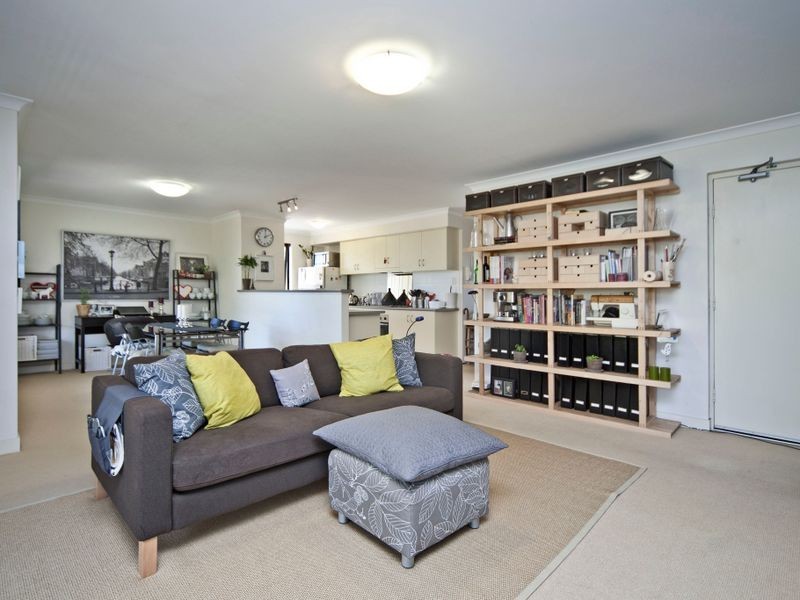 5/168 Lakeside Drive, Joondalup WA 6027