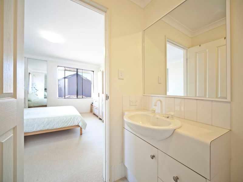 5/168 Lakeside Drive, Joondalup WA 6027