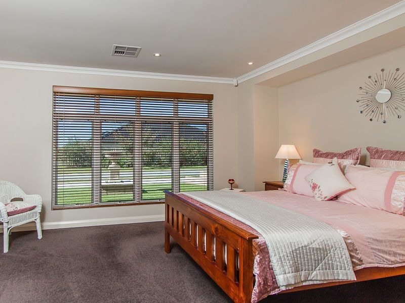 19 Naismith Rd, Tapping WA 6065