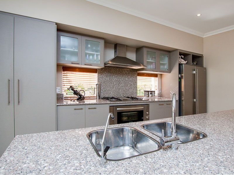 19 Naismith Rd, Tapping WA 6065