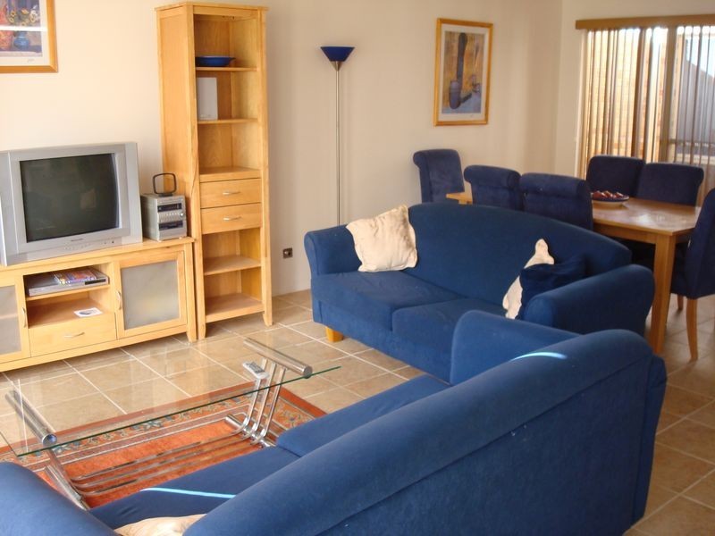 63 Lakeside Drive (Bed 4), Joondalup WA 6027