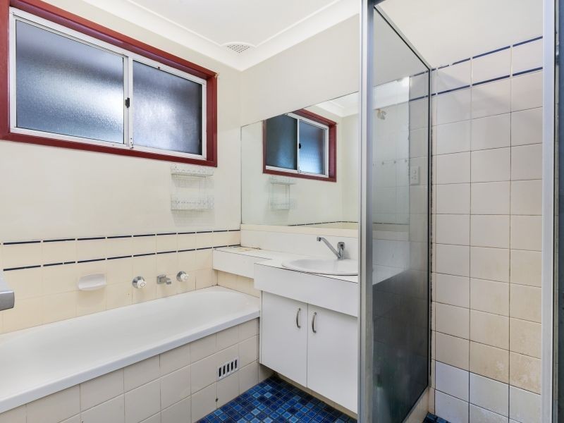 10 Fagan Place, Bonnyrigg NSW 2177