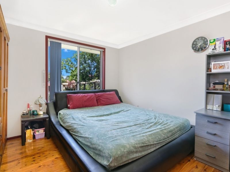 10 Fagan Place, Bonnyrigg NSW 2177