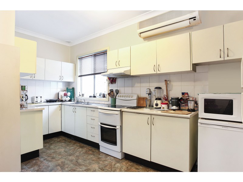 19 Donnelly Street, Guildford NSW 2161