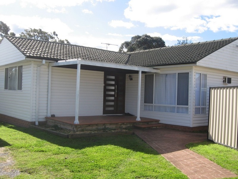 Fairfield West NSW 2165